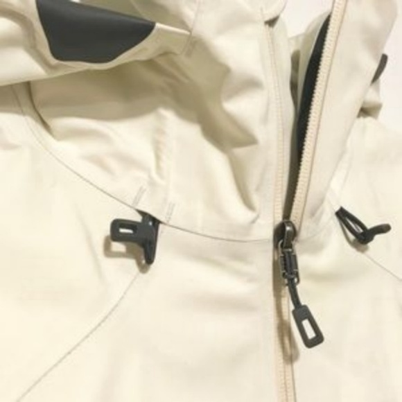 Patagonia Primo Gore-Tex jacket - Picture 2 of 6